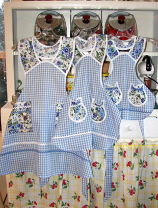 1940 pansy blue gingham mother daughter 